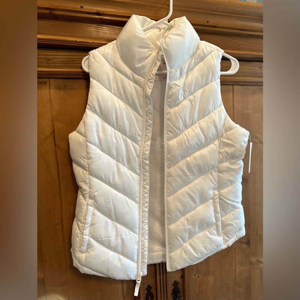 SO white vest NWT